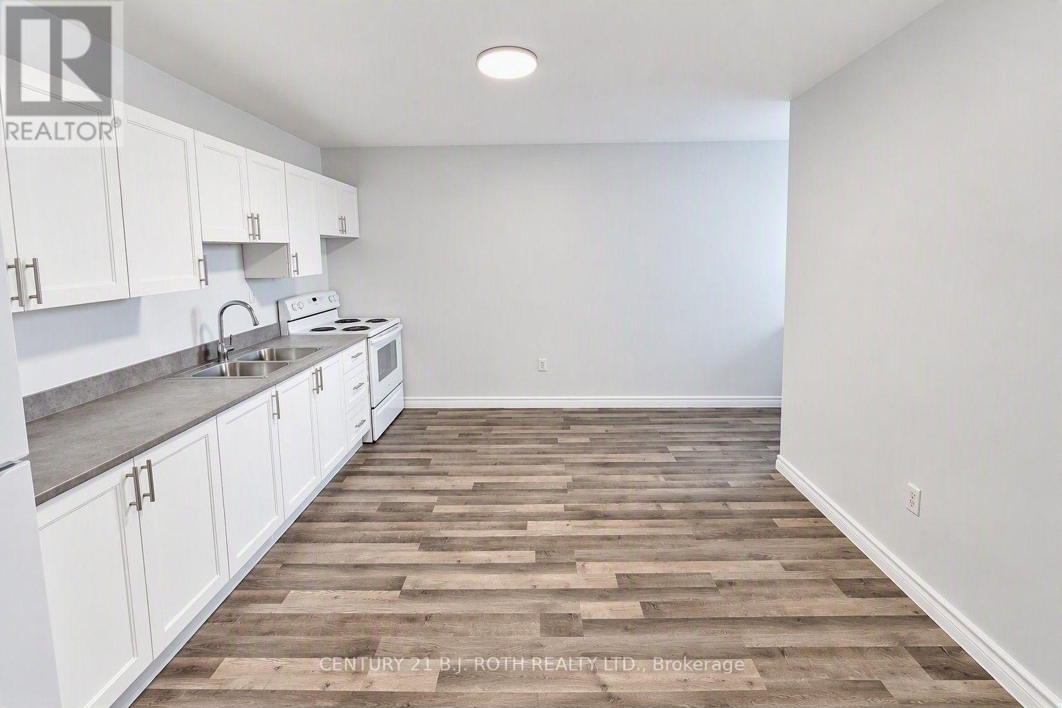 405 - 90 Holgate Street, Barrie, Ontario  L4N 2T9 - Photo 12 - S14104110