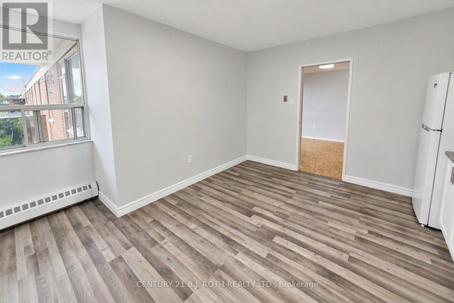 405 - 90 Holgate Street, Barrie, Ontario  L4N 2T9 - Photo 15 - S14104110