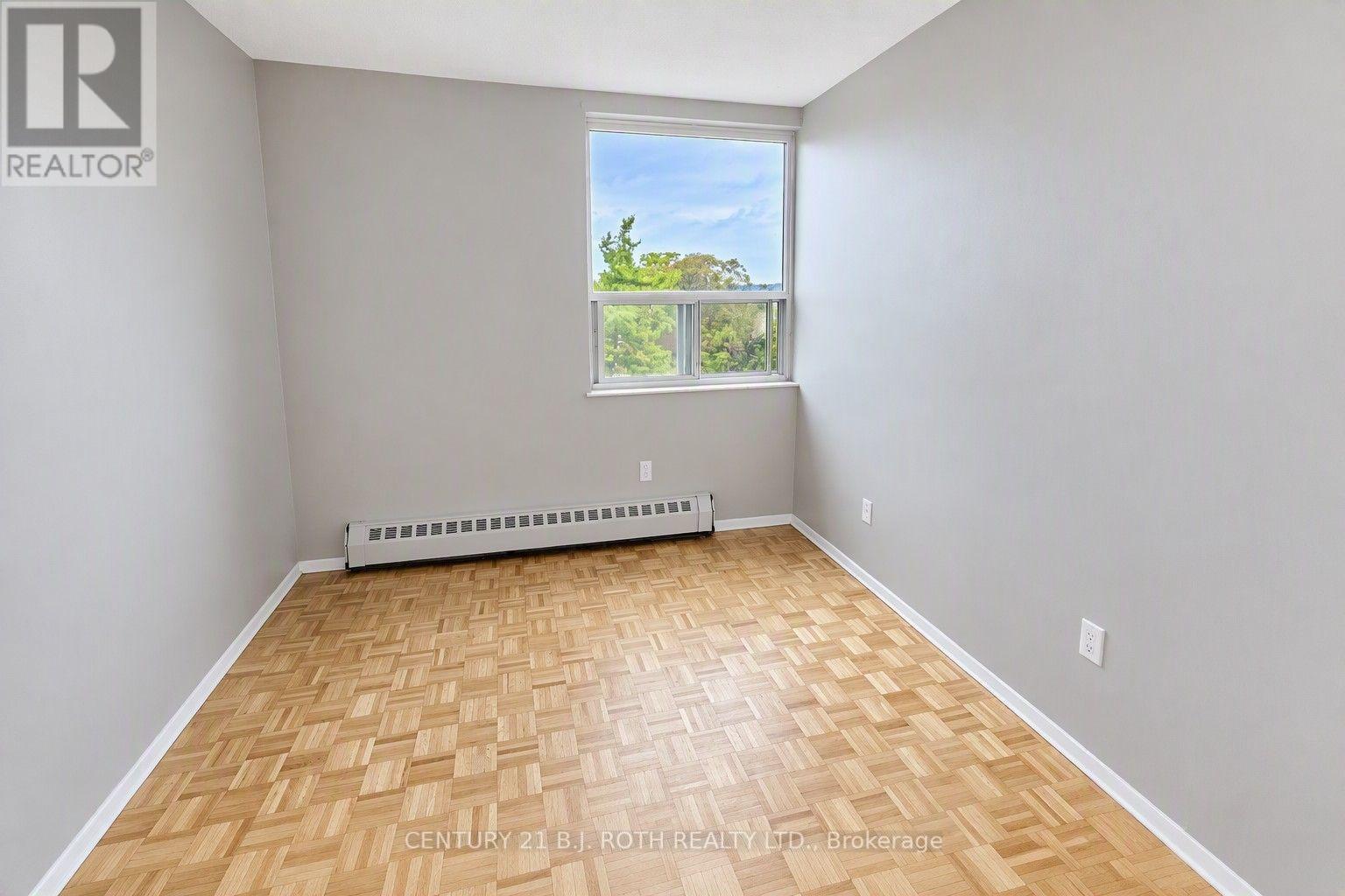 405 - 90 Holgate Street, Barrie, Ontario  L4N 2T9 - Photo 24 - S14104110