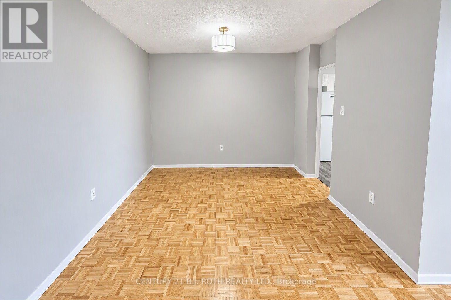405 - 90 Holgate Street, Barrie, Ontario  L4N 2T9 - Photo 8 - S14104110