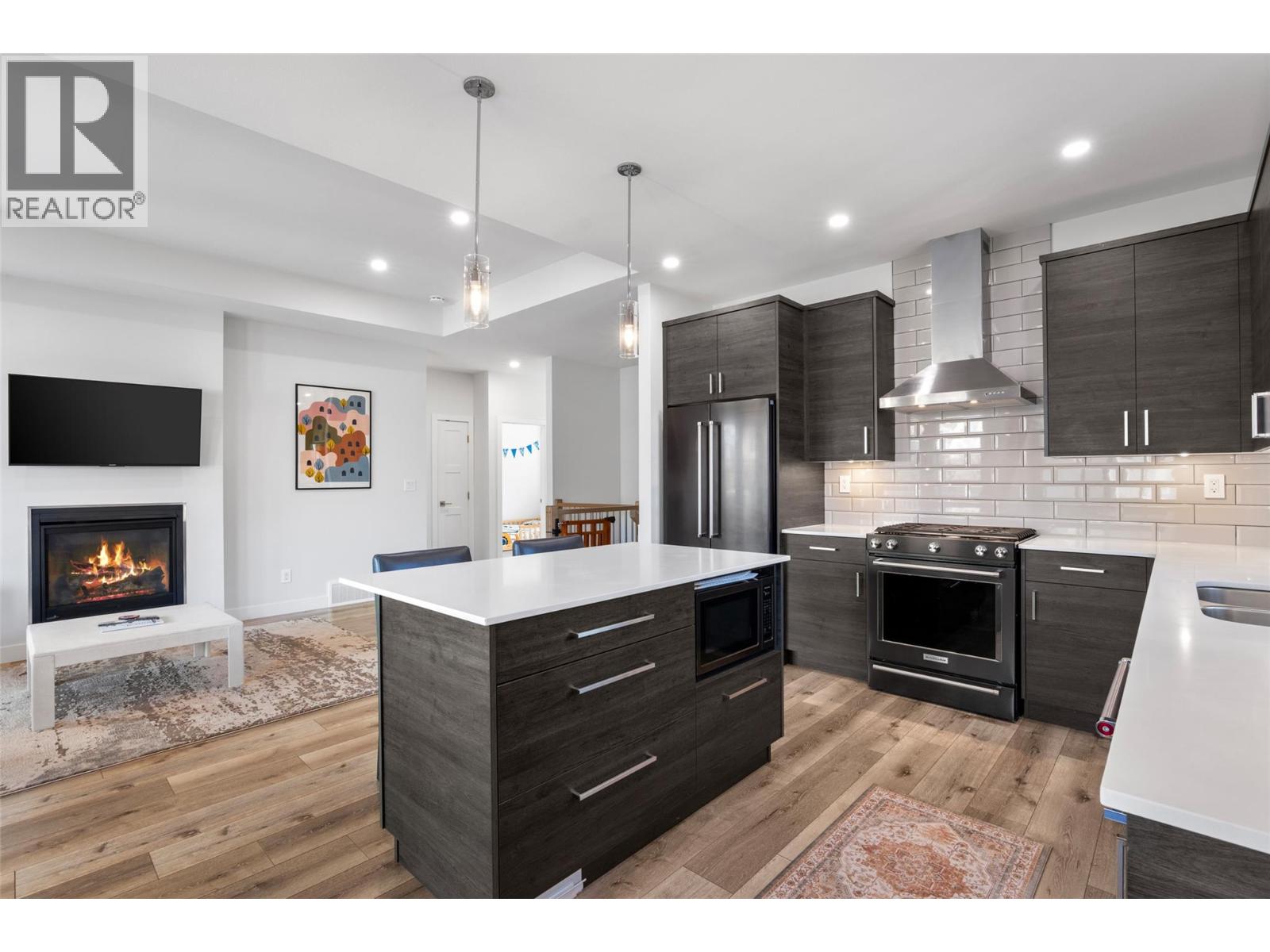 5766 Dallas Drive, Kamloops, British Columbia  V2C 4X2 - Photo 5 - 10404153