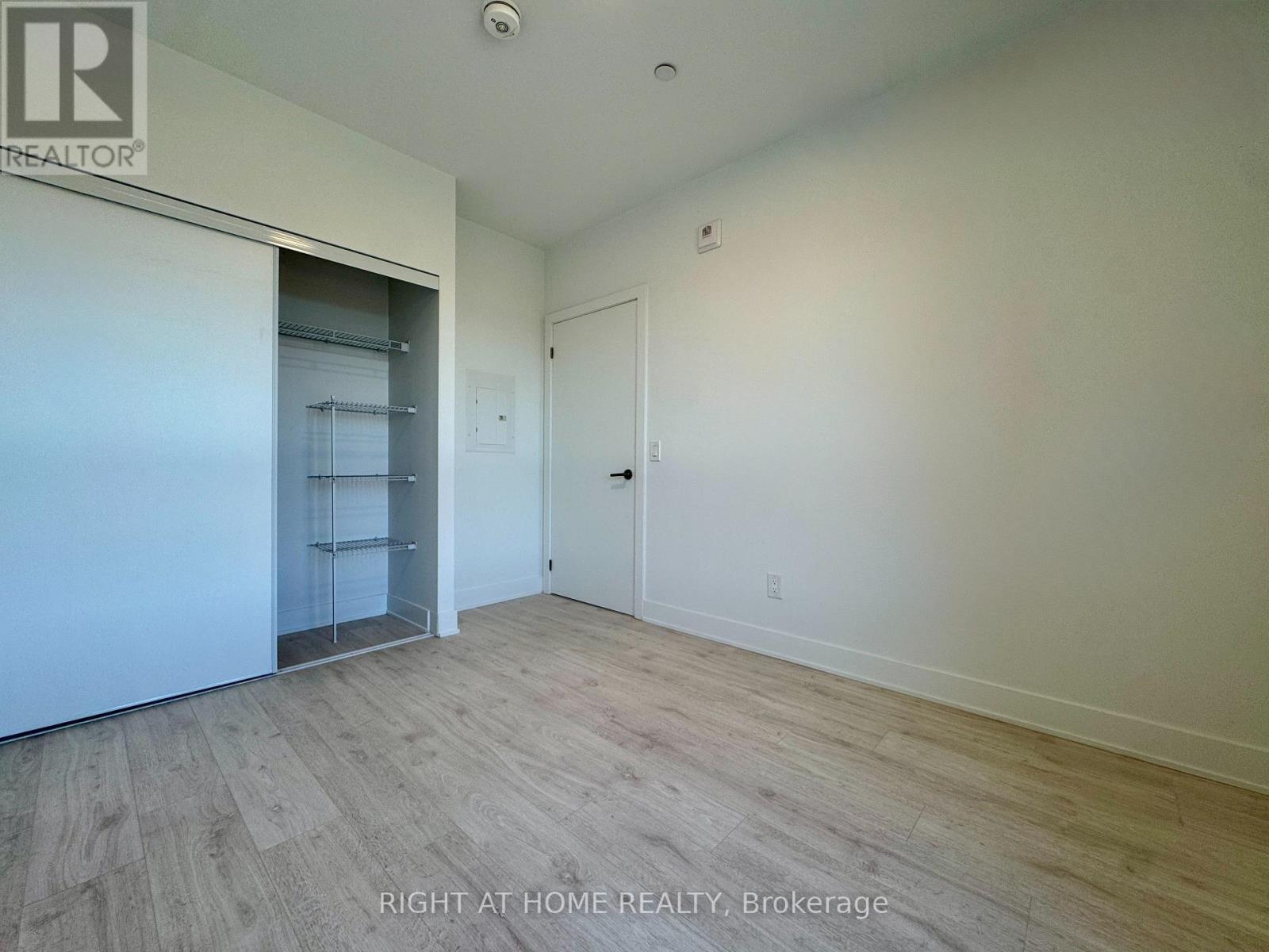 718 - 3008 William Cutmore Boulevard, Oakville (Jm Joshua Meadows), Ontario  L6H 8E7 - Photo 14 - W14103974