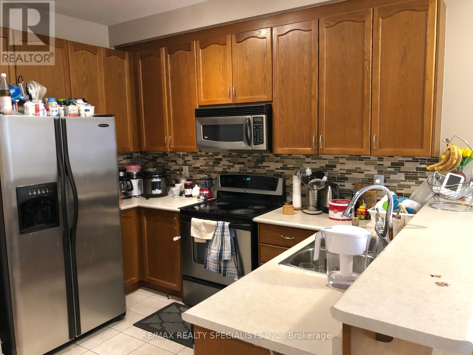 77 Calm Waters Crescent, Brampton (Madoc), Ontario  L6V 4S2 - Photo 4 - W14103984