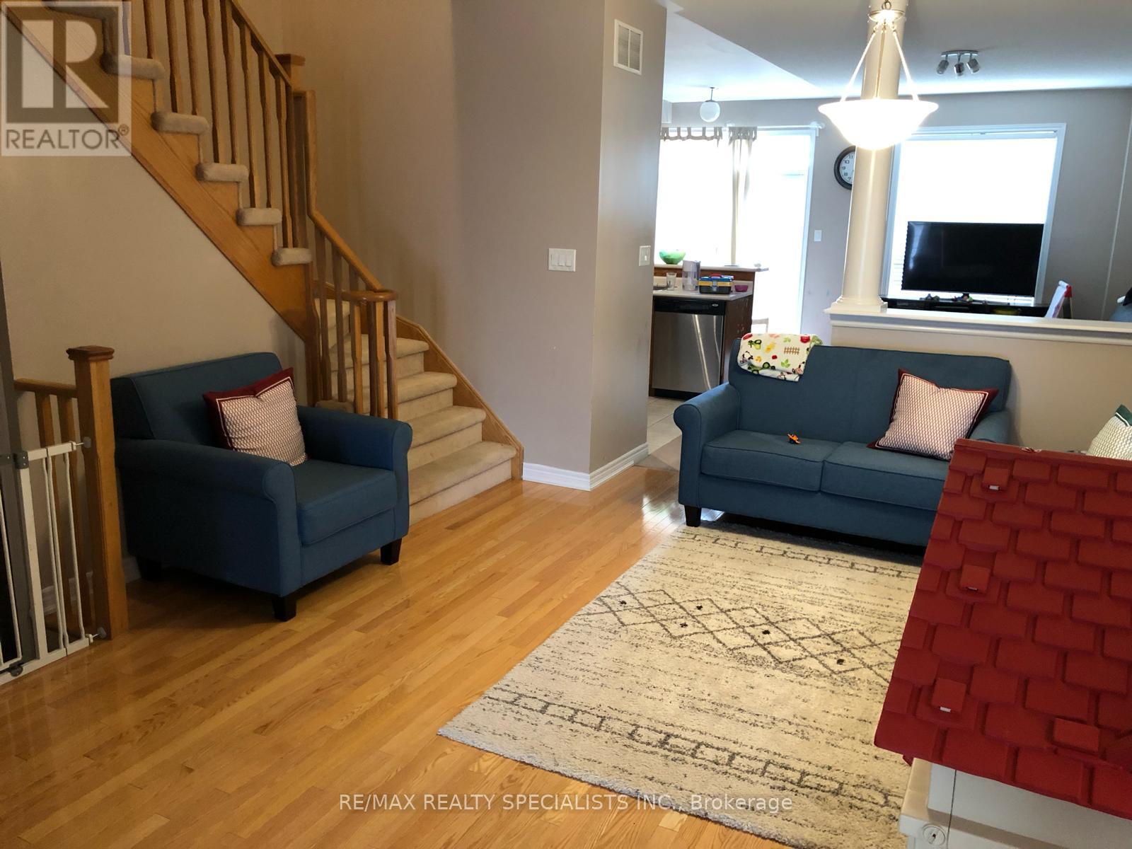 77 Calm Waters Crescent, Brampton (Madoc), Ontario  L6V 4S2 - Photo 6 - W14103984