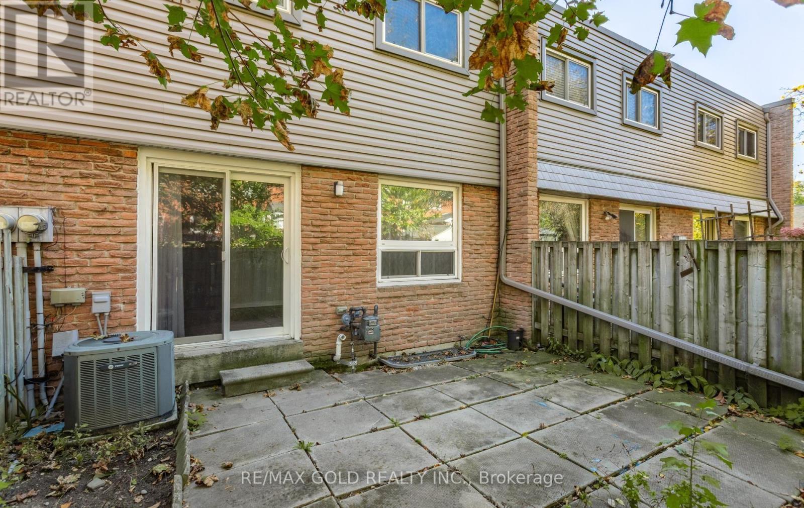 17 - 2315 Bromsgrove Road, Mississauga (Clarkson), Ontario  L5J 4A6 - Photo 45 - W14104010
