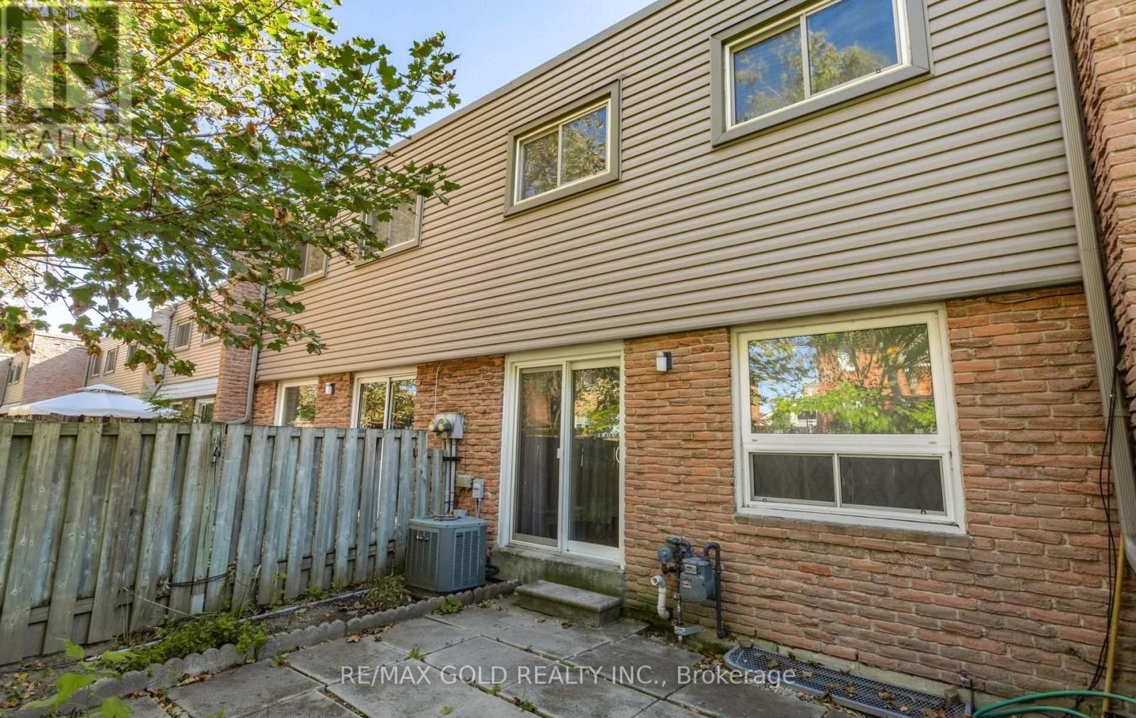 17 - 2315 Bromsgrove Road, Mississauga (Clarkson), Ontario  L5J 4A6 - Photo 46 - W14104010