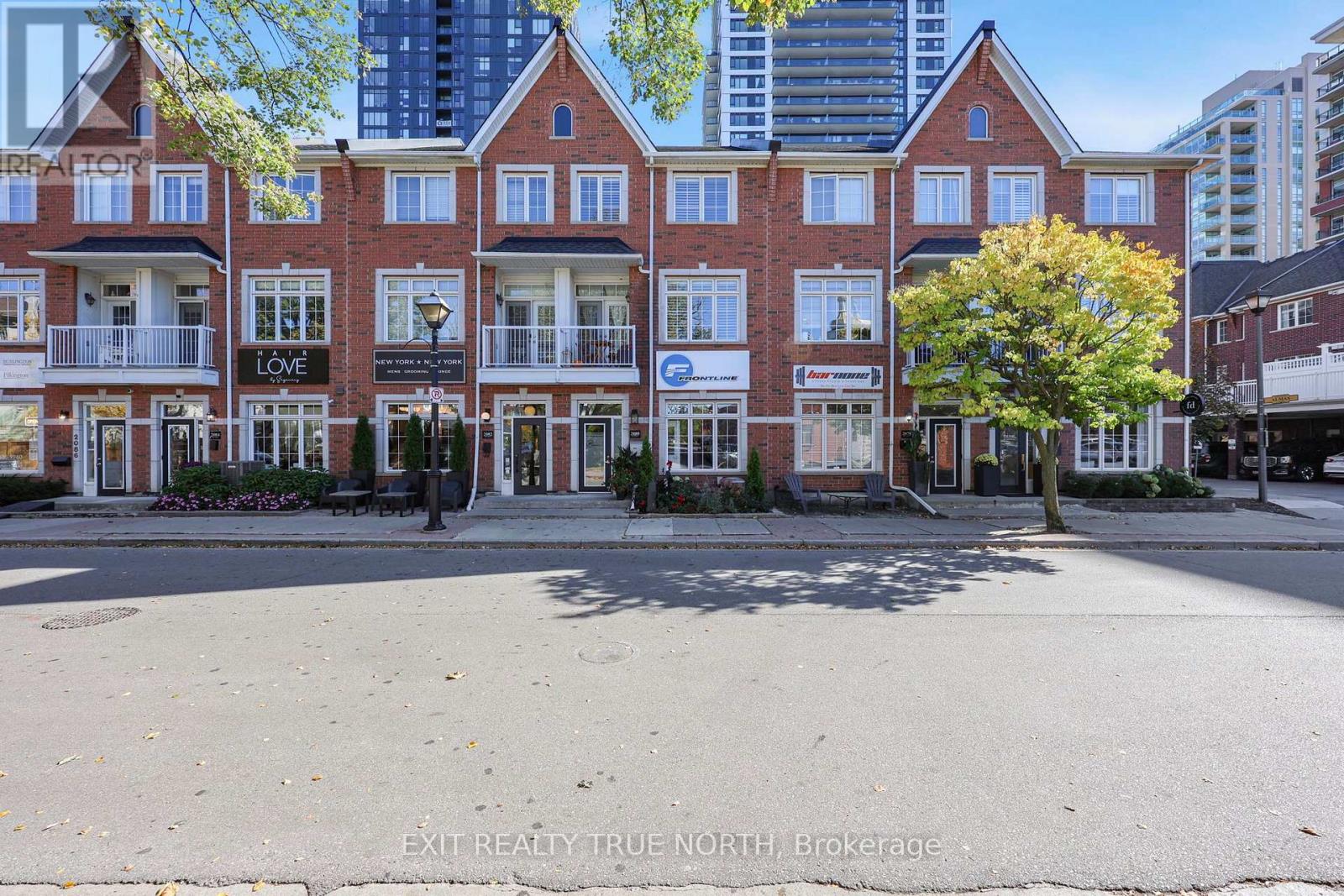 2080 Pine Street, Burlington (Brant), Ontario  L7R 1G2 - Photo 2 - W14104032