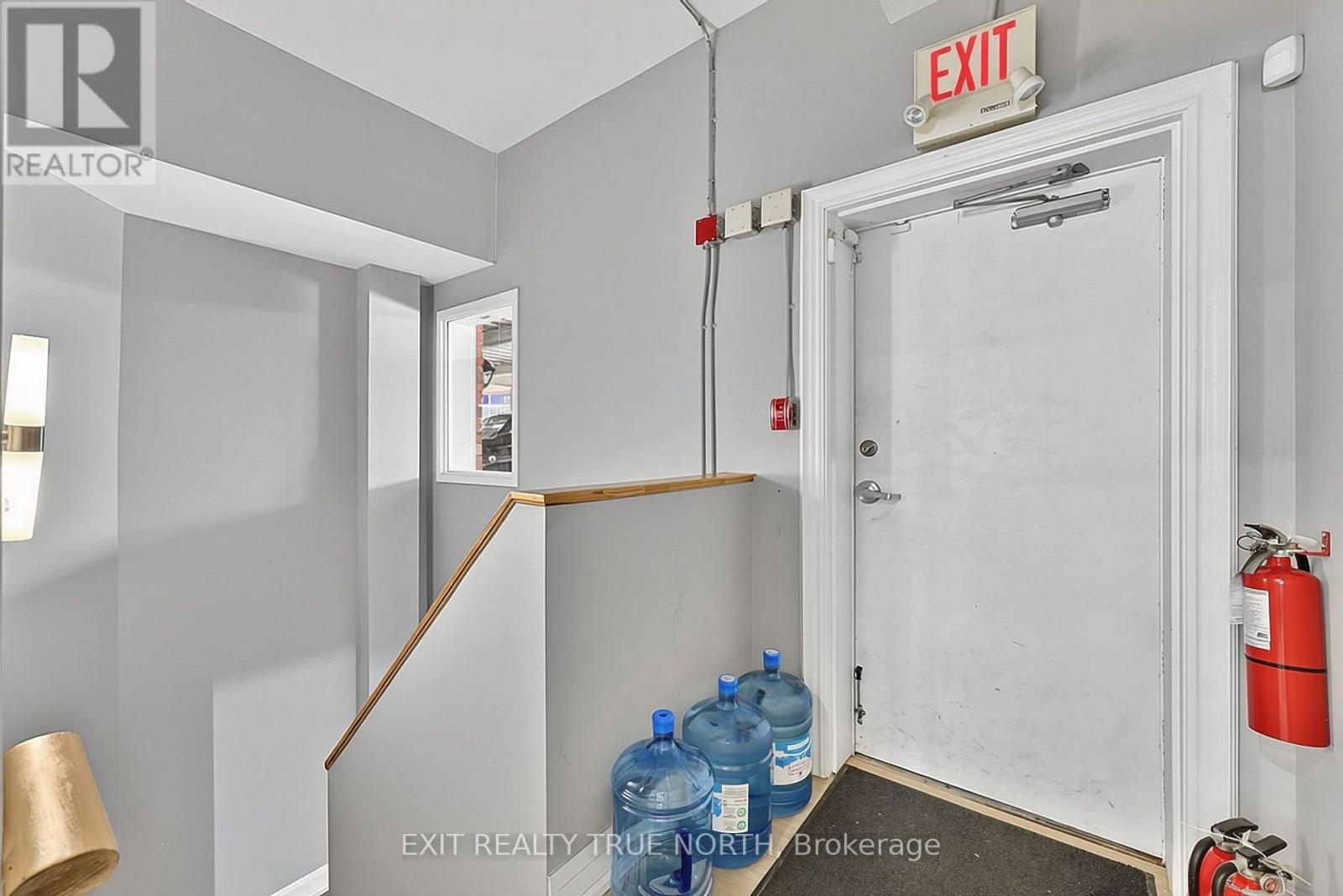 2080 Pine Street, Burlington (Brant), Ontario  L7R 1G2 - Photo 7 - W14104032