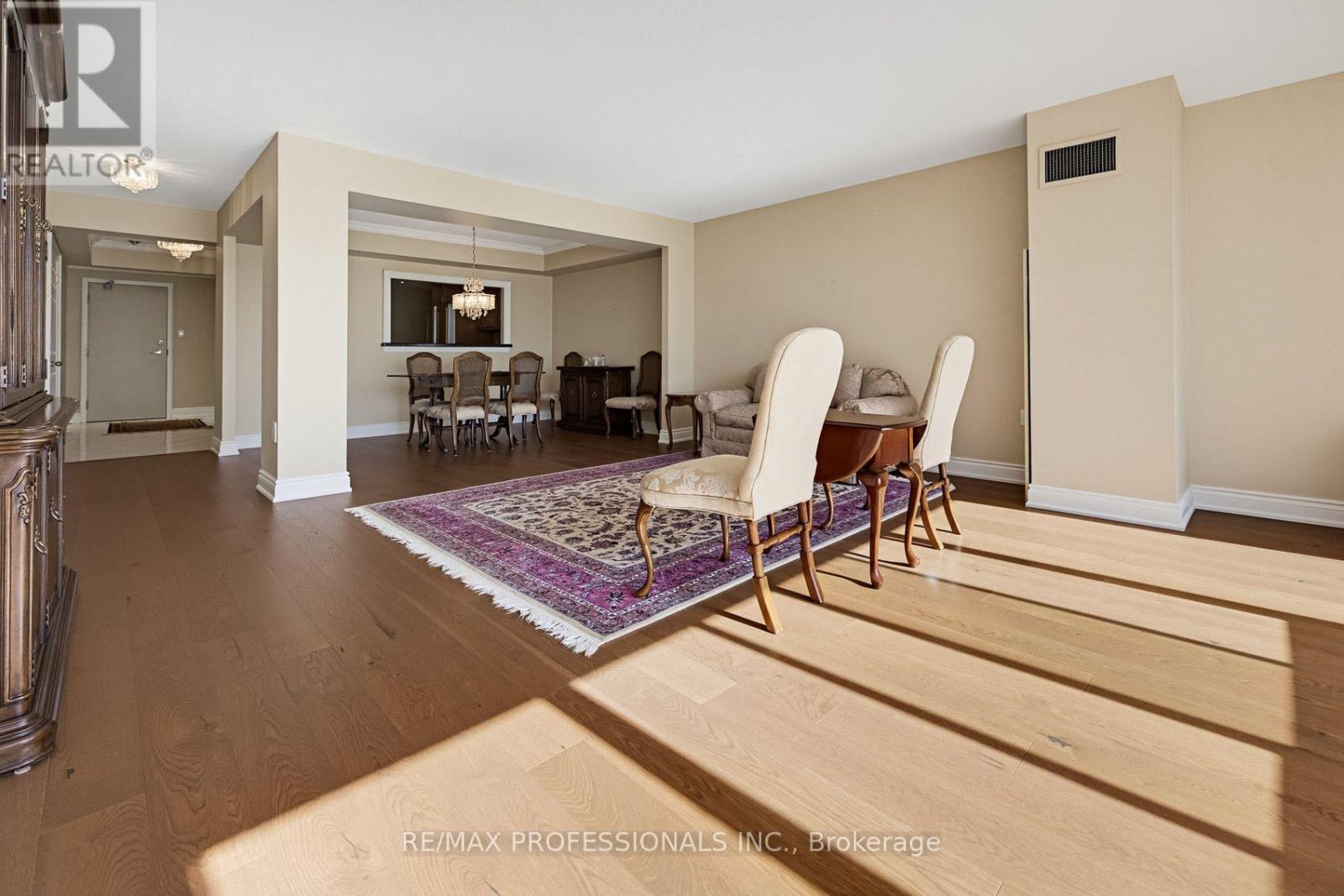 304 - 1271 Walden Circle, Mississauga (Clarkson), Ontario  L5J 4R4 - Photo 25 - W14104108
