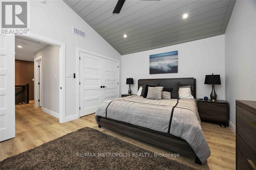109 St Clair Street, Point Edward, Ontario  N7V 1N6 - Photo 27 - X14103940