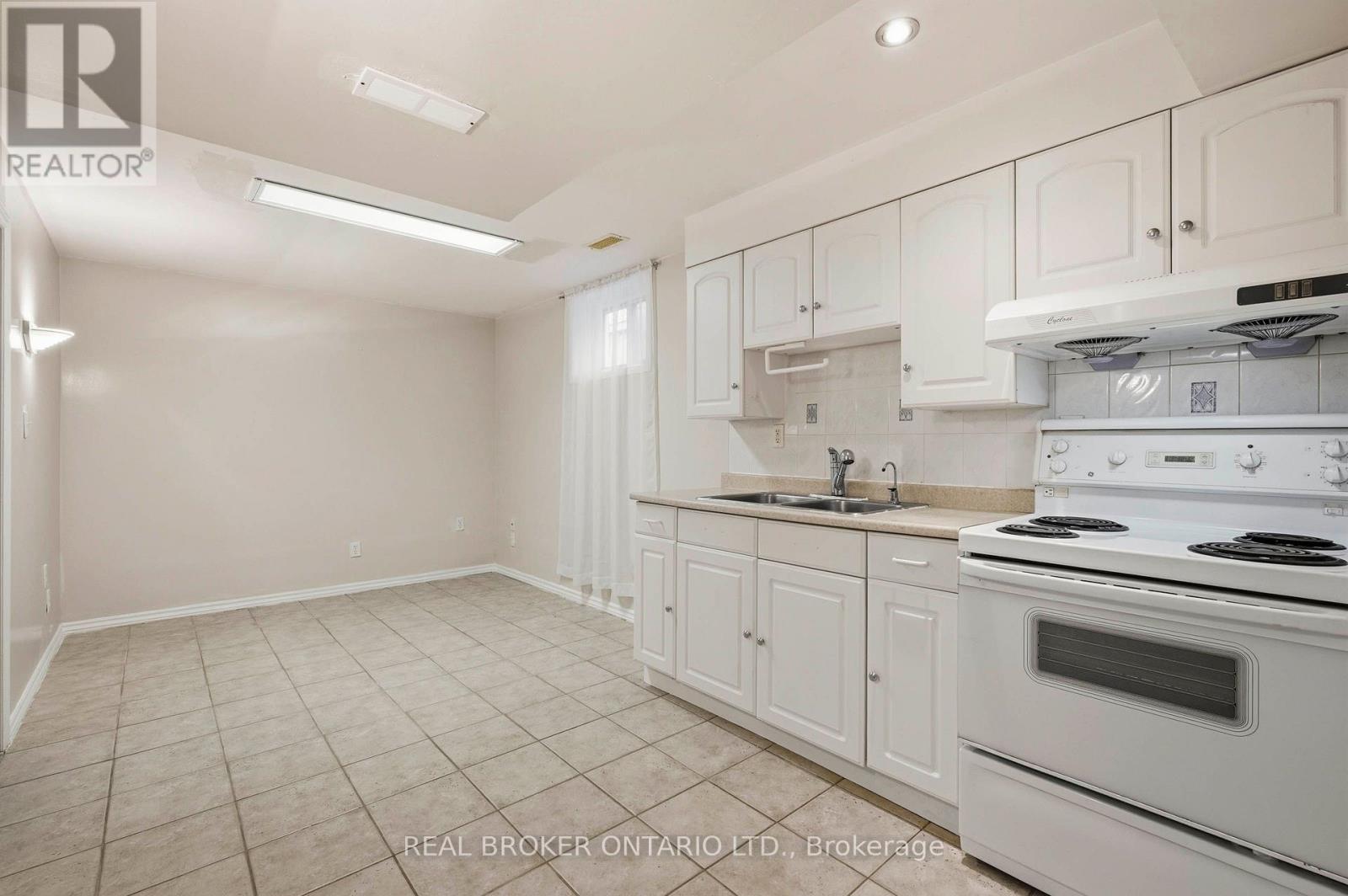 26 Castlebury Drive, Guelph (Willow West/sugarbush/west Acres), Ontario  N1K 1X2 - Photo 22 - X14103962