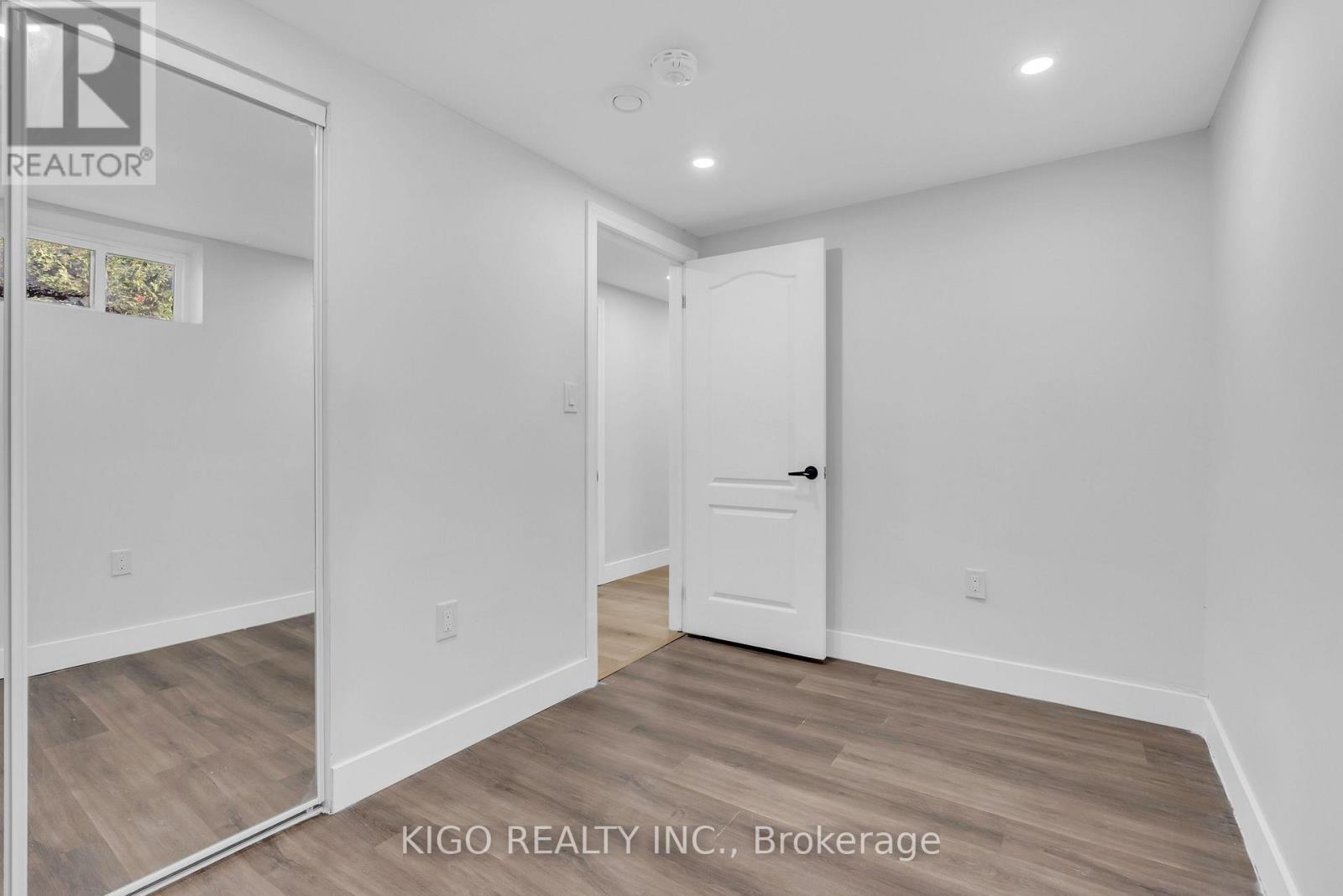 54 Tweedsmuir Avenue, London East (East O), Ontario  N5W 1K7 - Photo 38 - X14104066