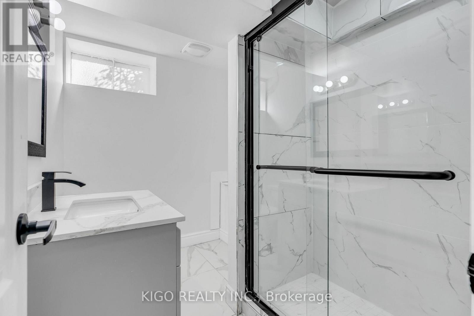 54 Tweedsmuir Avenue, London East (East O), Ontario  N5W 1K7 - Photo 39 - X14104066