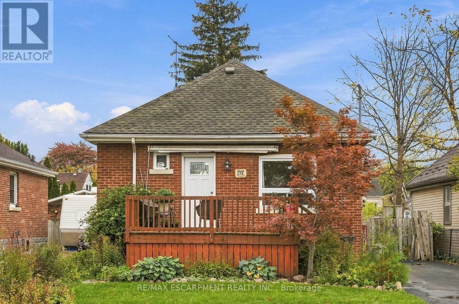 158 Tolton Avenue, Hamilton (Normanhurst), Ontario  L8H 5P1 - Photo 2 - X14104074