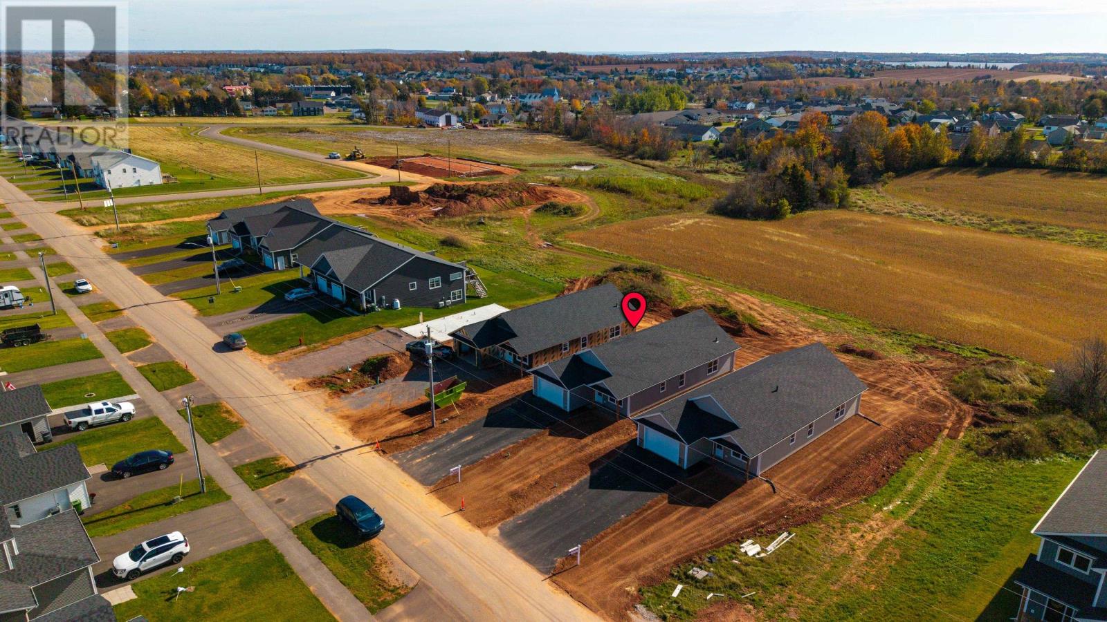 104 Samantha Lane, Cornwall, Prince Edward Island  C0A 1H0 - Photo 2 - 202626366
