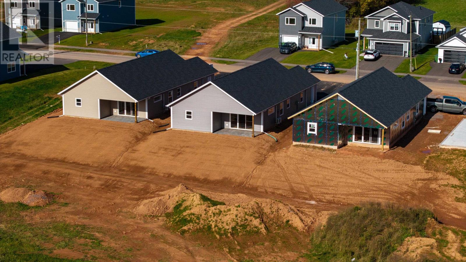 104 Samantha Lane, Cornwall, Prince Edward Island  C0A 1H0 - Photo 3 - 202626366