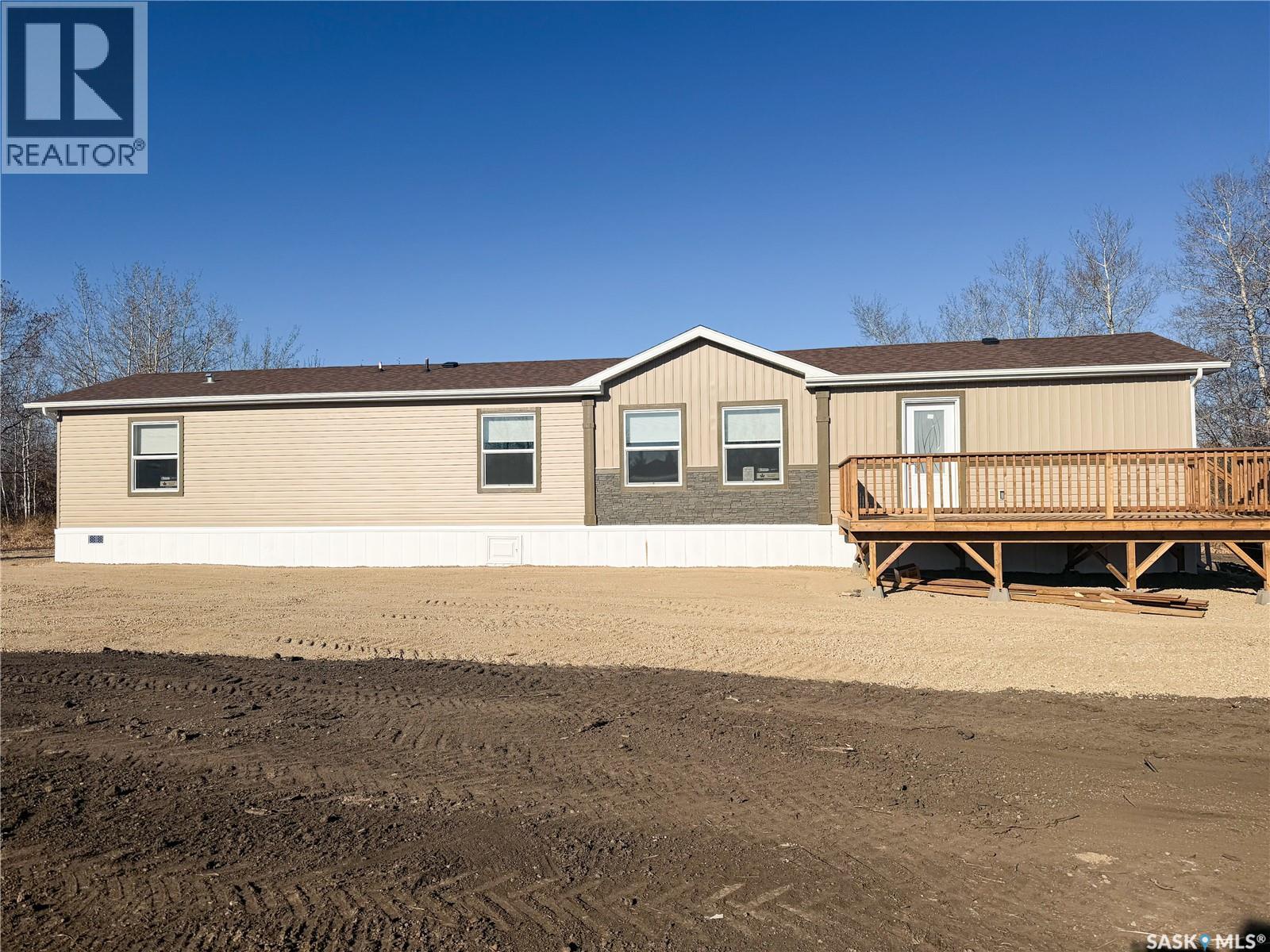 305 7th Street E, Meadow Lake, Saskatchewan  S9X 1J1 - Photo 16 - SK051479