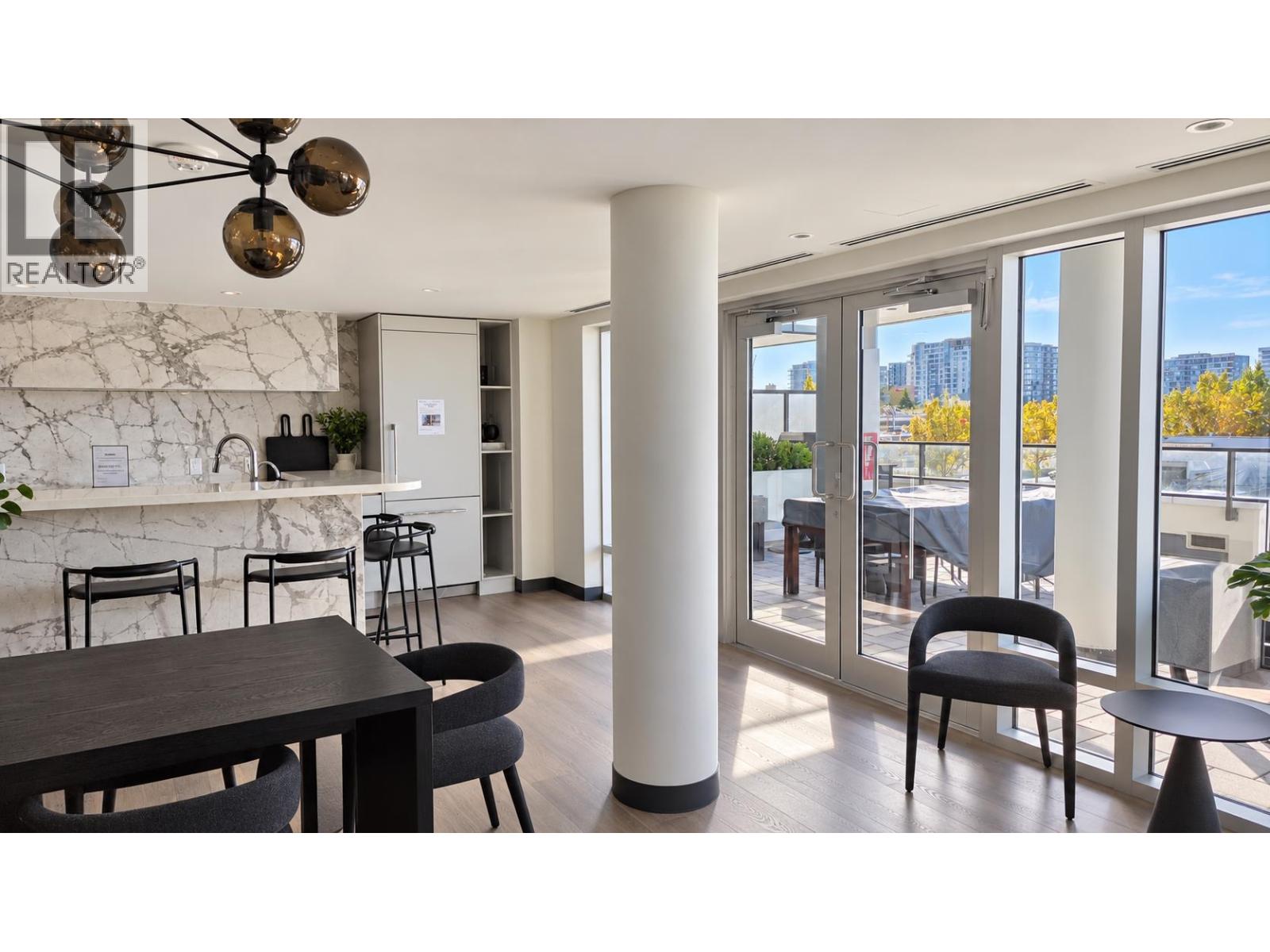 301 7977 Lansdowne Road, Richmond, British Columbia  V6X 0X7 - Photo 24 - R3177185