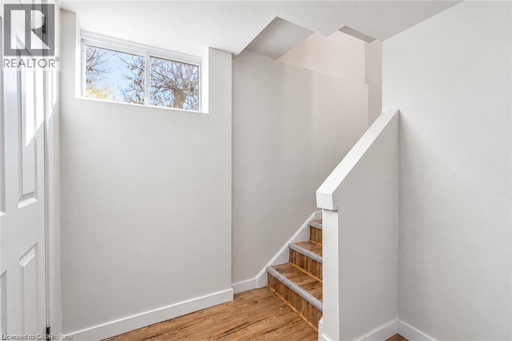 204 Glow Avenue Unit# Lower, Hamilton, Ontario  L8H 3W5 - Photo 4 - 40859406