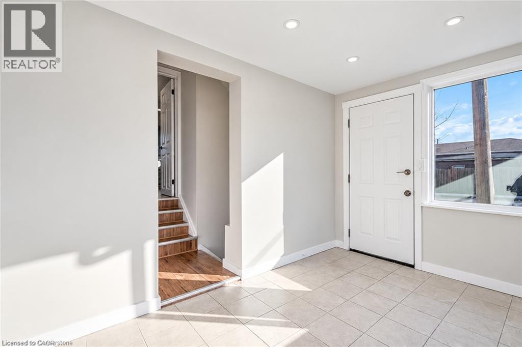 204 Glow Avenue Unit# Lower, Hamilton, Ontario  L8H 3W5 - Photo 3 - 40859406