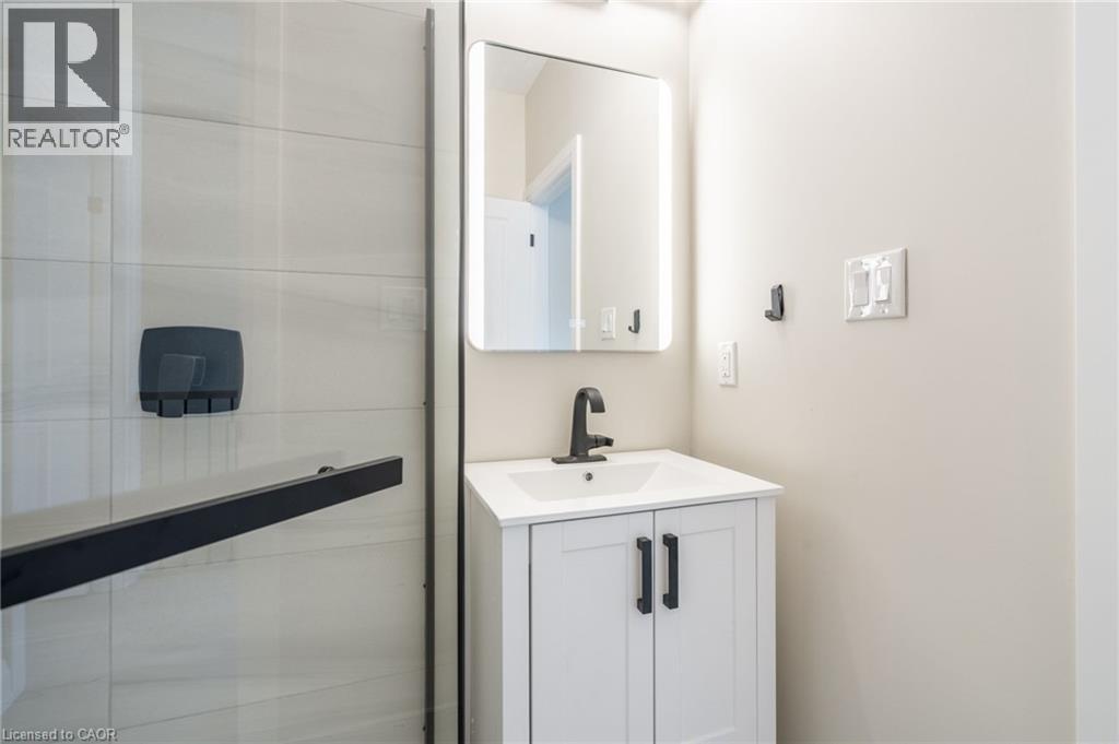 9 Munn Street Unit# A, Hamilton, Ontario  L8V 1J8 - Photo 15 - 40872854