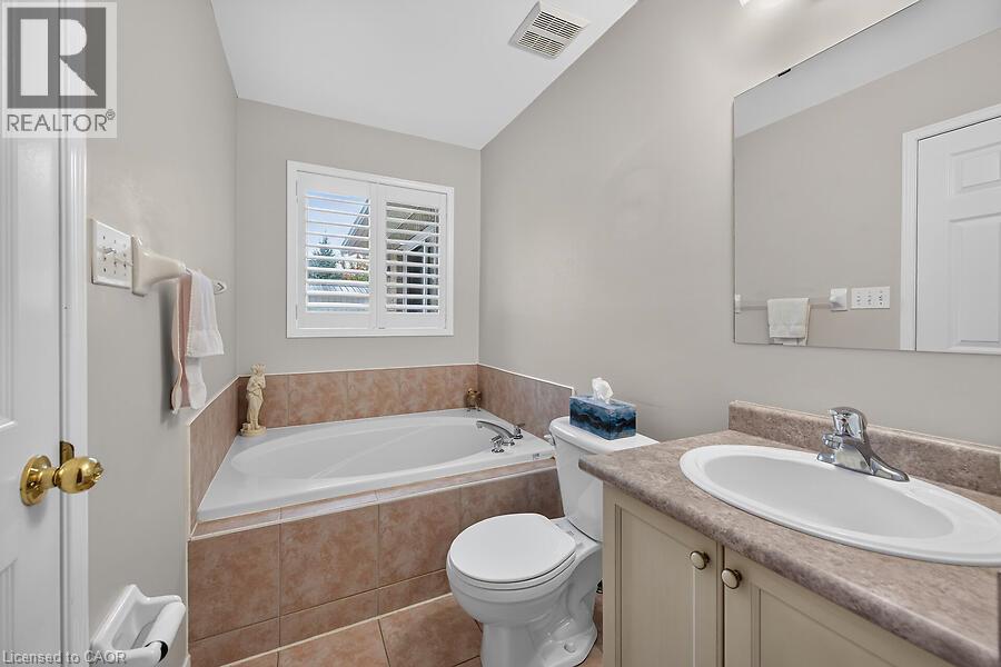 166 Toby Crescent, Hamilton, Ontario  L8T 2P2 - Photo 16 - 40872962