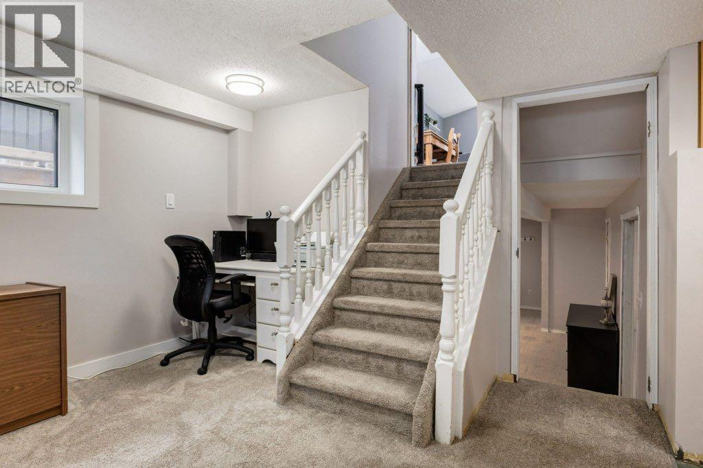228 Deer Ridge Place Se, Calgary, Alberta  T2J 2X2 - Photo 21 - A2353095