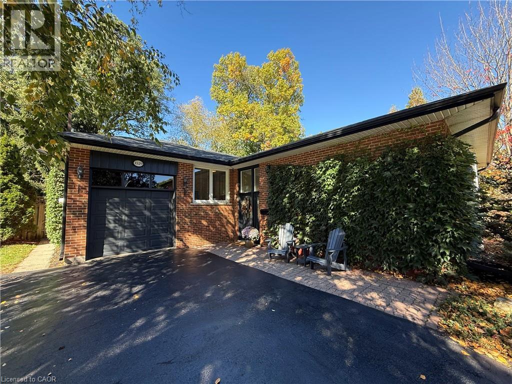 1529 Wembury Road, Mississauga, Ontario  L5J 2L8 - Photo 2 - 40861033