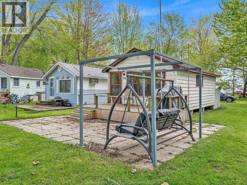 126 Pleasure Beach, Harrow, Ontario N0R 1G0 - Photo 34 - 26025830