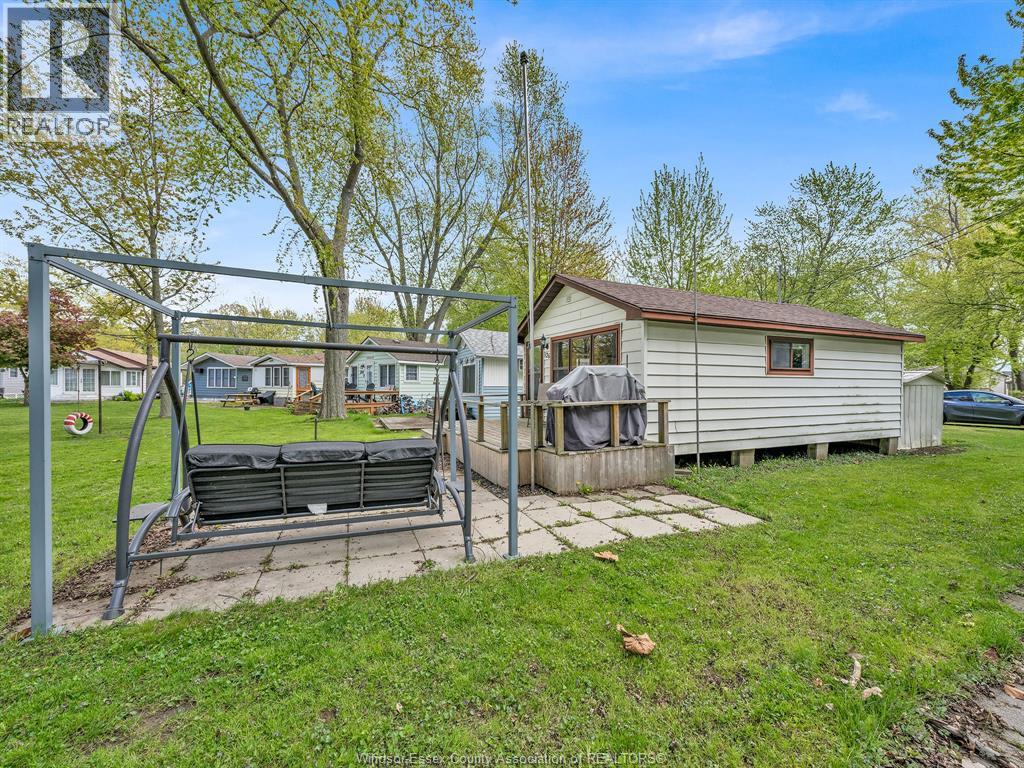 126 Pleasure Beach, Harrow, Ontario N0R 1G0 - Photo 35 - 26025830