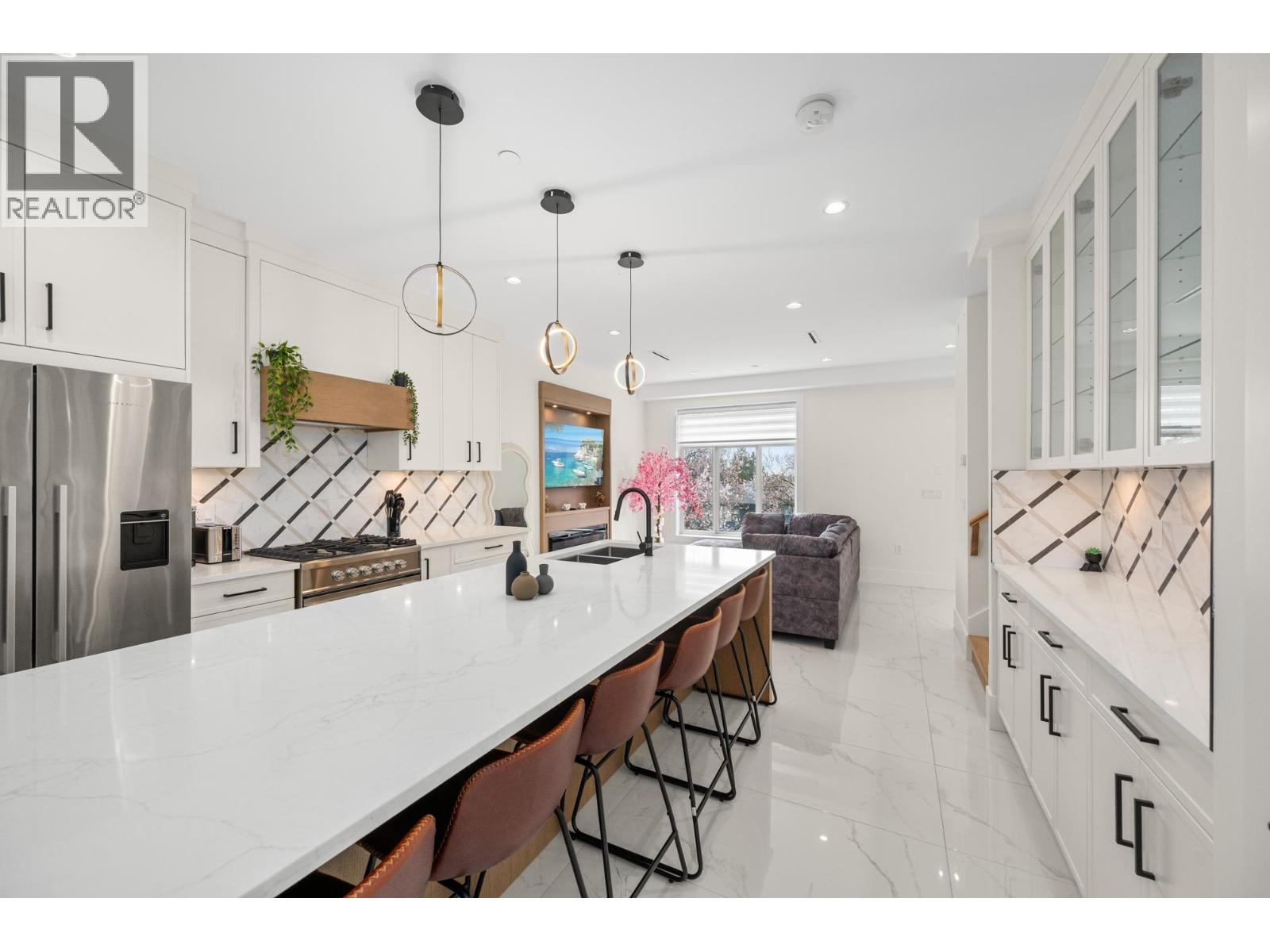 1371 E 63rd Avenue, Vancouver, British Columbia  V5X 2L5 - Photo 8 - R3177524