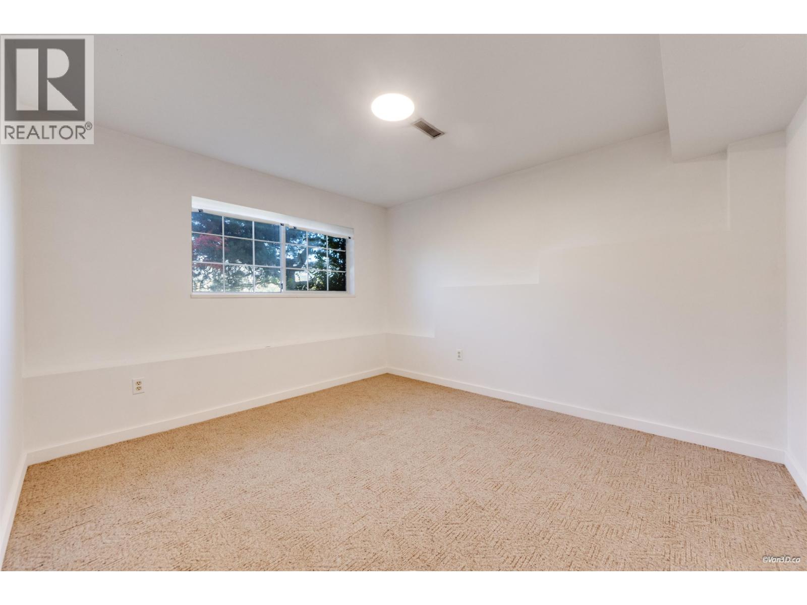 3178 Leeward Court, Coquitlam, British Columbia  V3C 5A9 - Photo 34 - R3177498