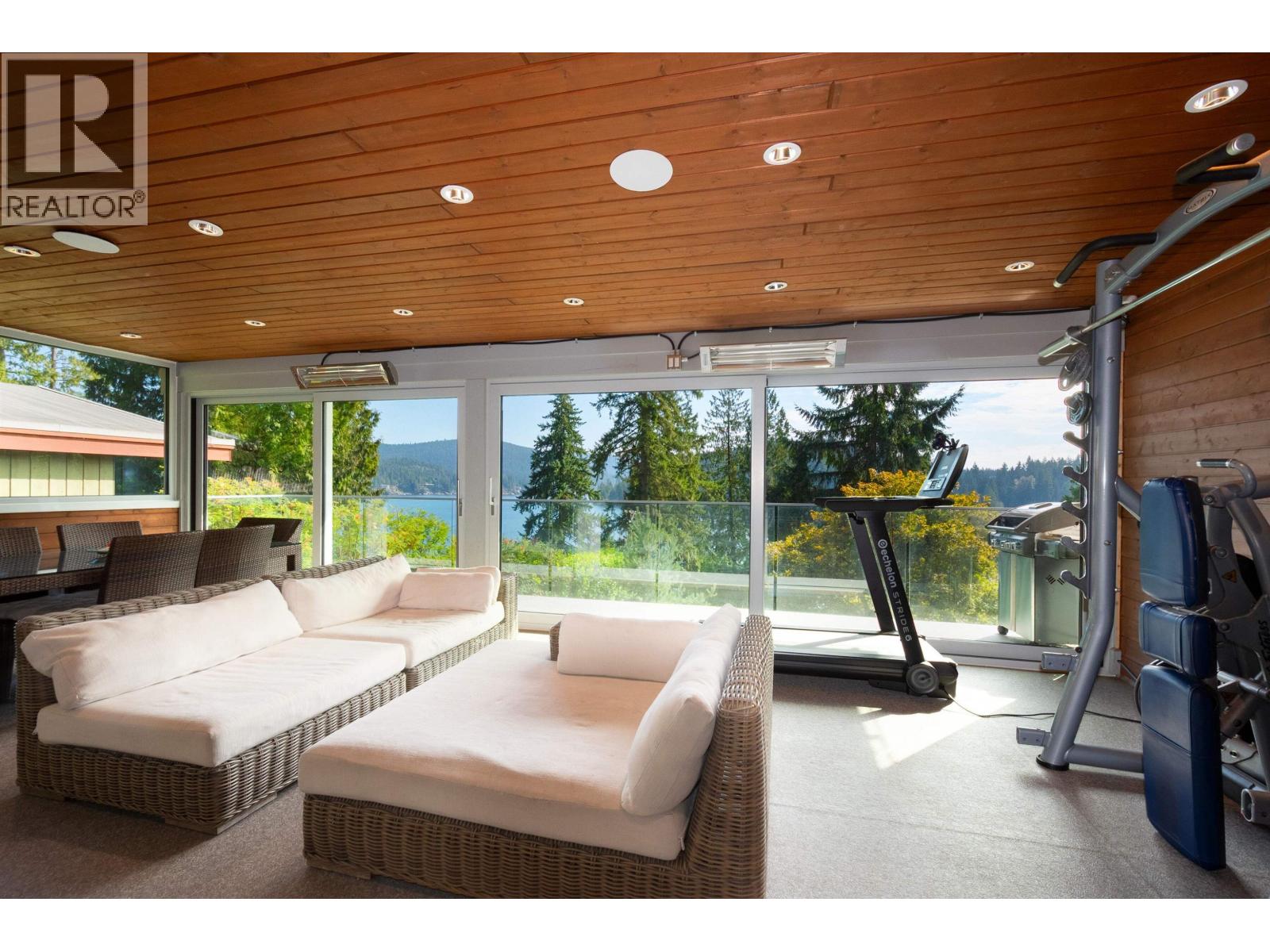 2867 Panorama Drive, North Vancouver, British Columbia  V7G 1V7 - Photo 23 - R3177513