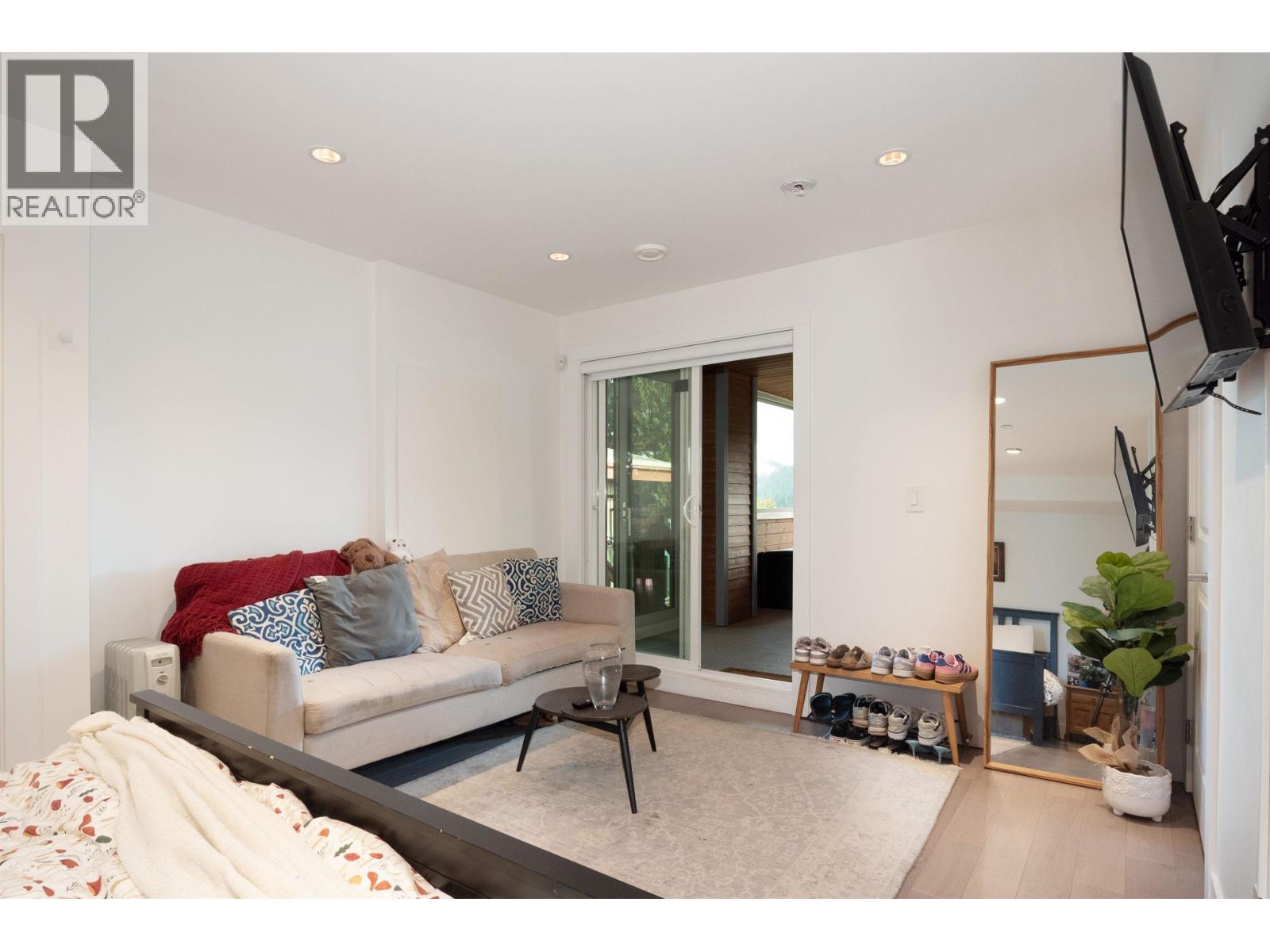 2867 Panorama Drive, North Vancouver, British Columbia  V7G 1V7 - Photo 26 - R3177513