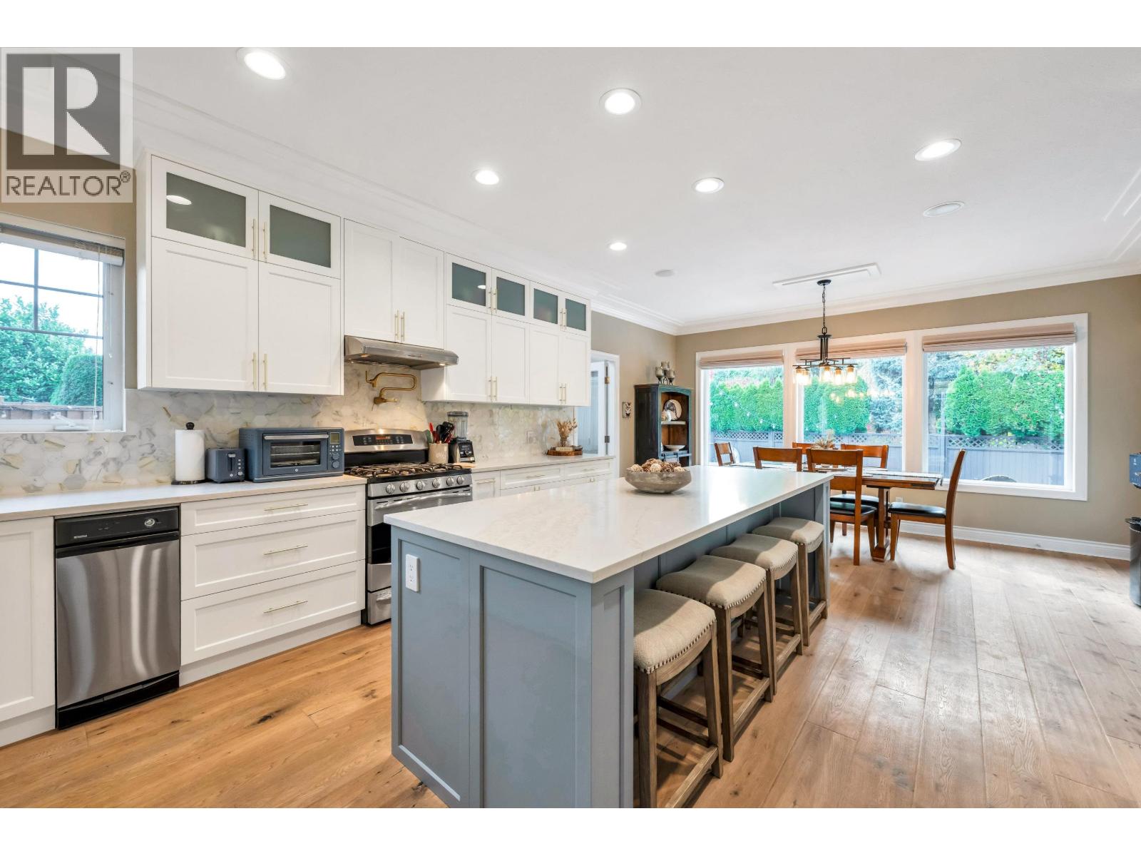12467 202a Street, Maple Ridge, British Columbia  V2X 3P4 - Photo 11 - R3177537