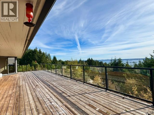 4XX5 ALMONDEL COURT, west vancouver, British Columbia