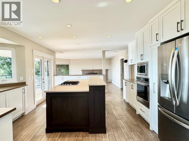 4xx5 Almondel Court, West Vancouver, British Columbia  V7V 4V4 - Photo 10 - R3177499