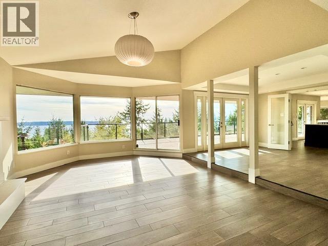 4xx5 Almondel Court, West Vancouver, British Columbia  V7V 4V4 - Photo 5 - R3177499