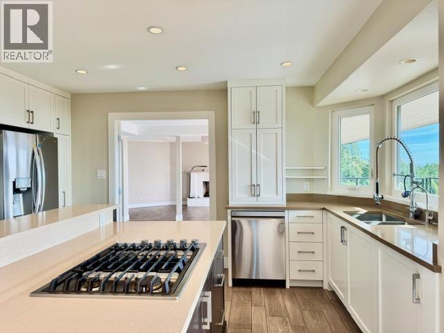 4xx5 Almondel Court, West Vancouver, British Columbia  V7V 4V4 - Photo 9 - R3177499