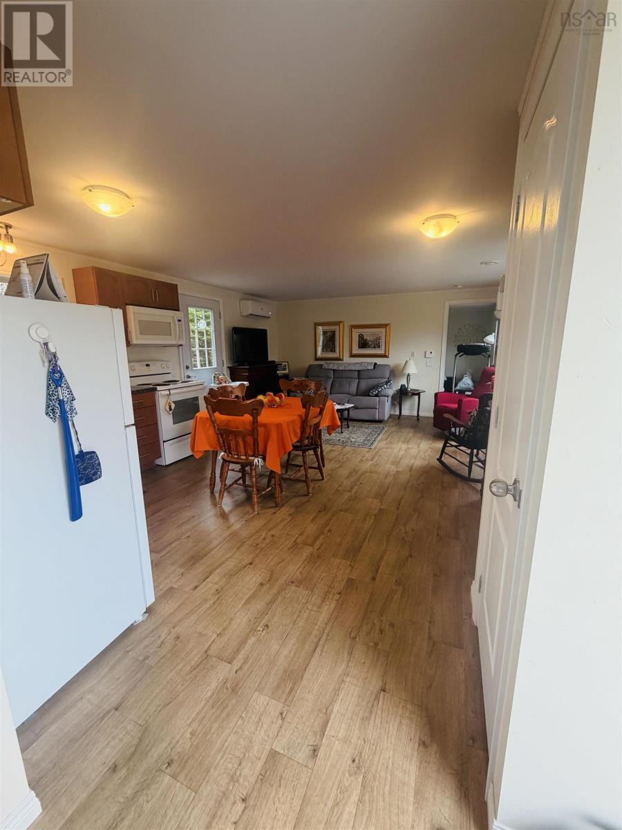 31 Lakefield Drive, Mount Uniacke, Nova Scotia  B0N 1Z0 - Photo 12 - 202626368