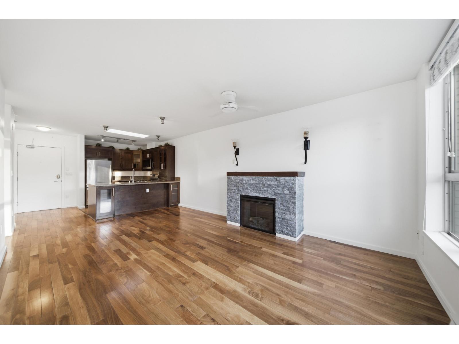 303 15777 Marine Drive, White Rock, British Columbia  V4B 1E5 - Photo 9 - R3130707