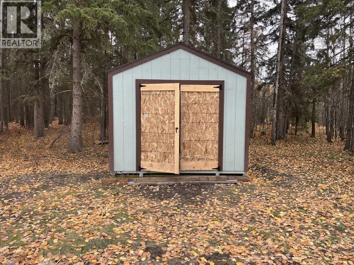 10946 Edwards Road, Vanderhoof, British Columbia  V0J 3A1 - Photo 22 - R3176717