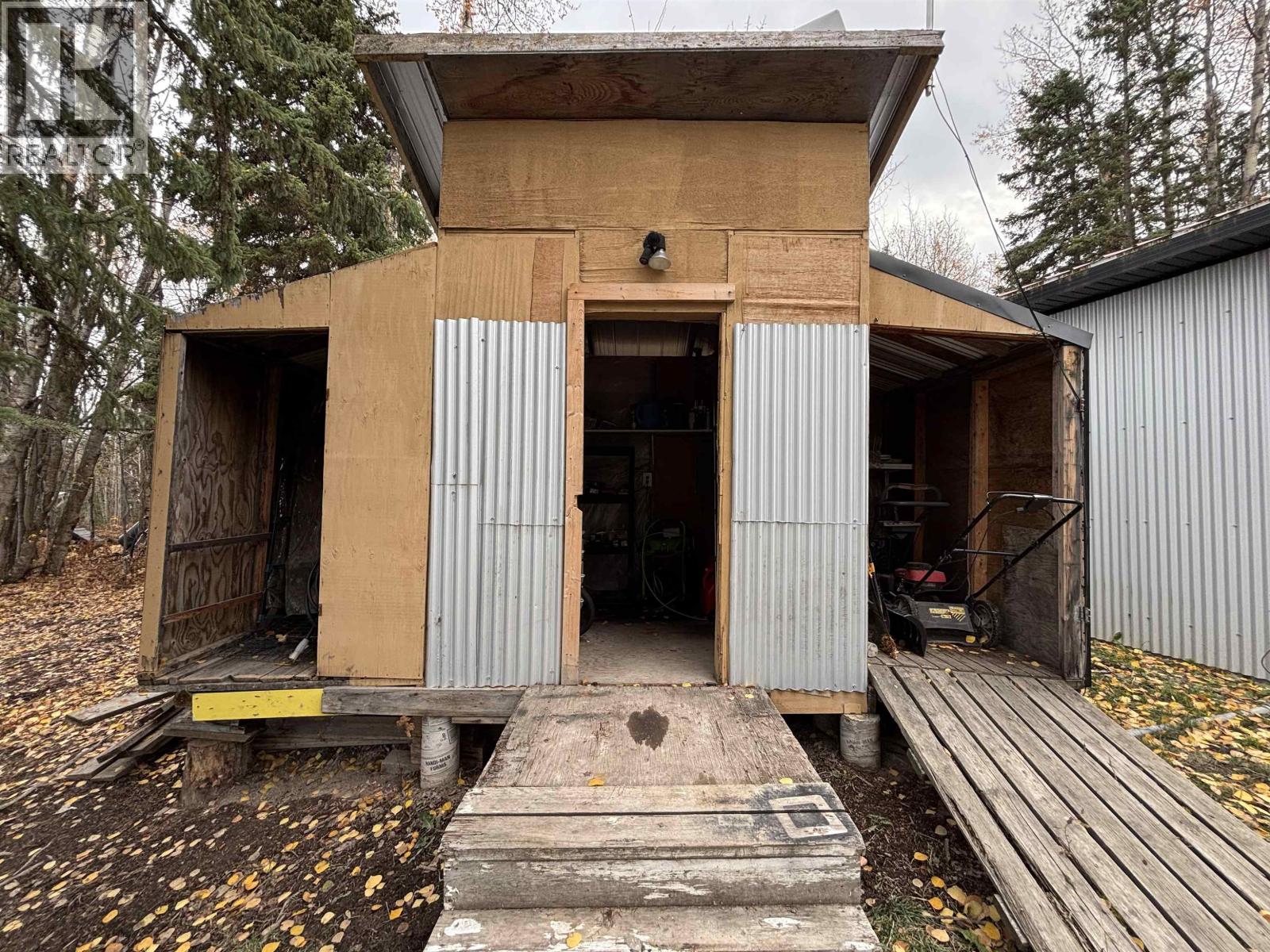 10946 Edwards Road, Vanderhoof, British Columbia  V0J 3A1 - Photo 24 - R3176717