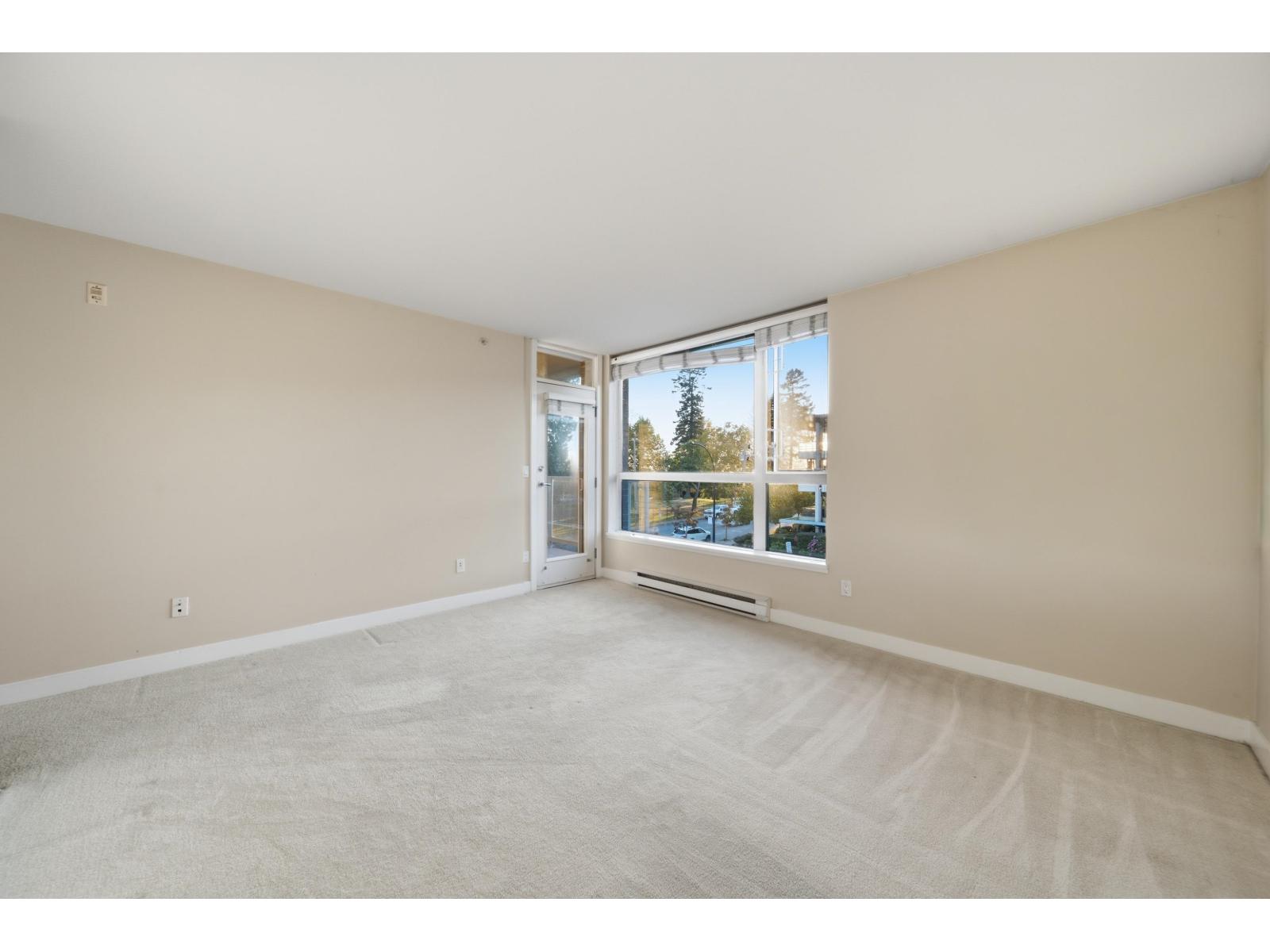 303 15777 Marine Drive, White Rock, British Columbia  V4B 1E5 - Photo 17 - R3130707