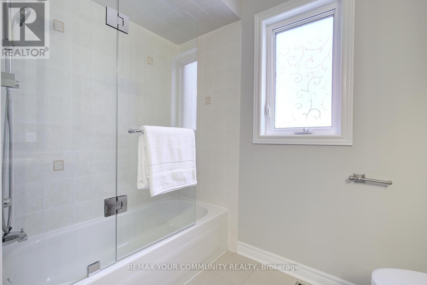 108 Golden Forest Road, Vaughan, Ontario  L6A 0S6 - Photo 37 - N14104130