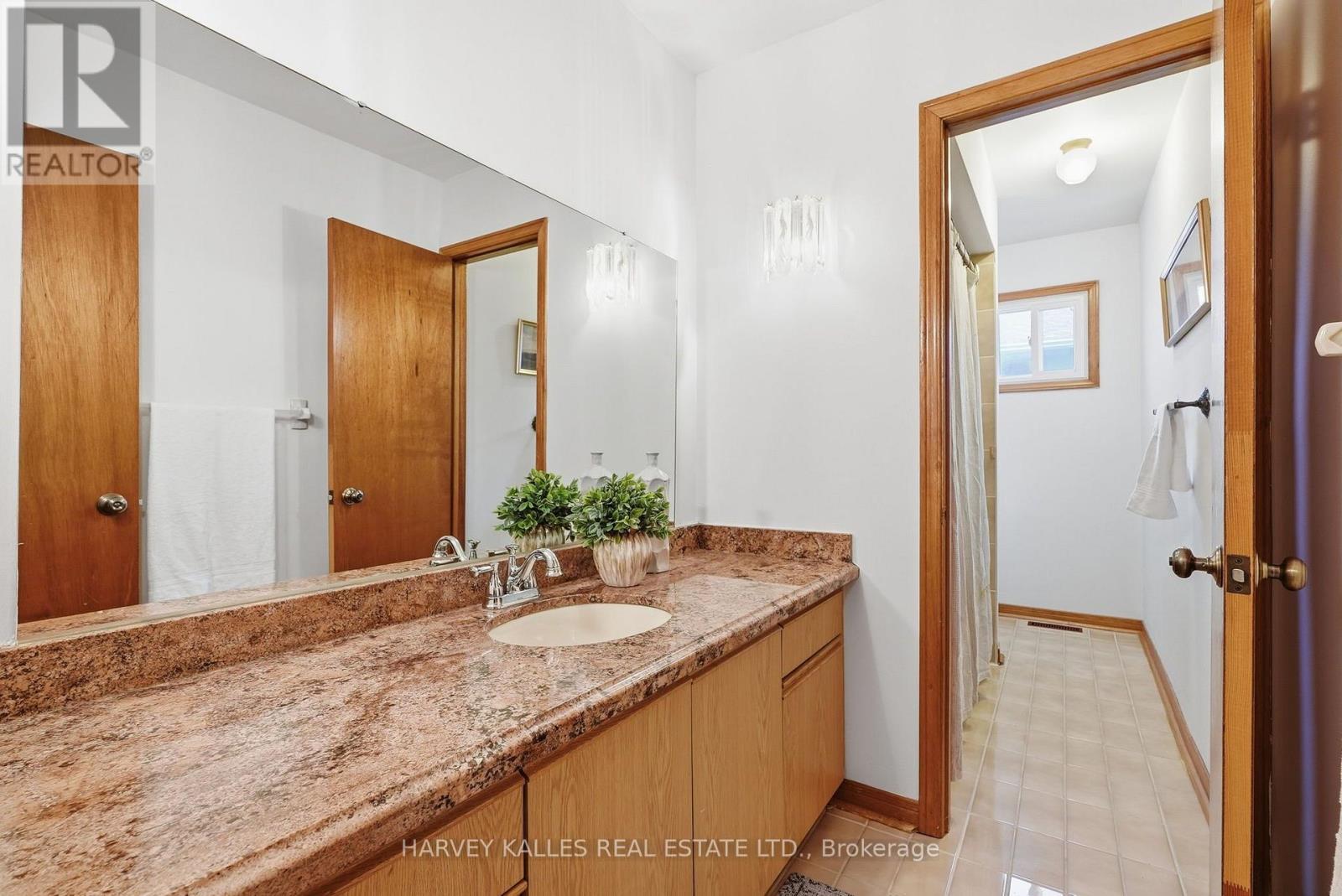 4222 Angeloni Drive, Mississauga (Rathwood), Ontario  L4Z 2S9 - Photo 30 - W14104134