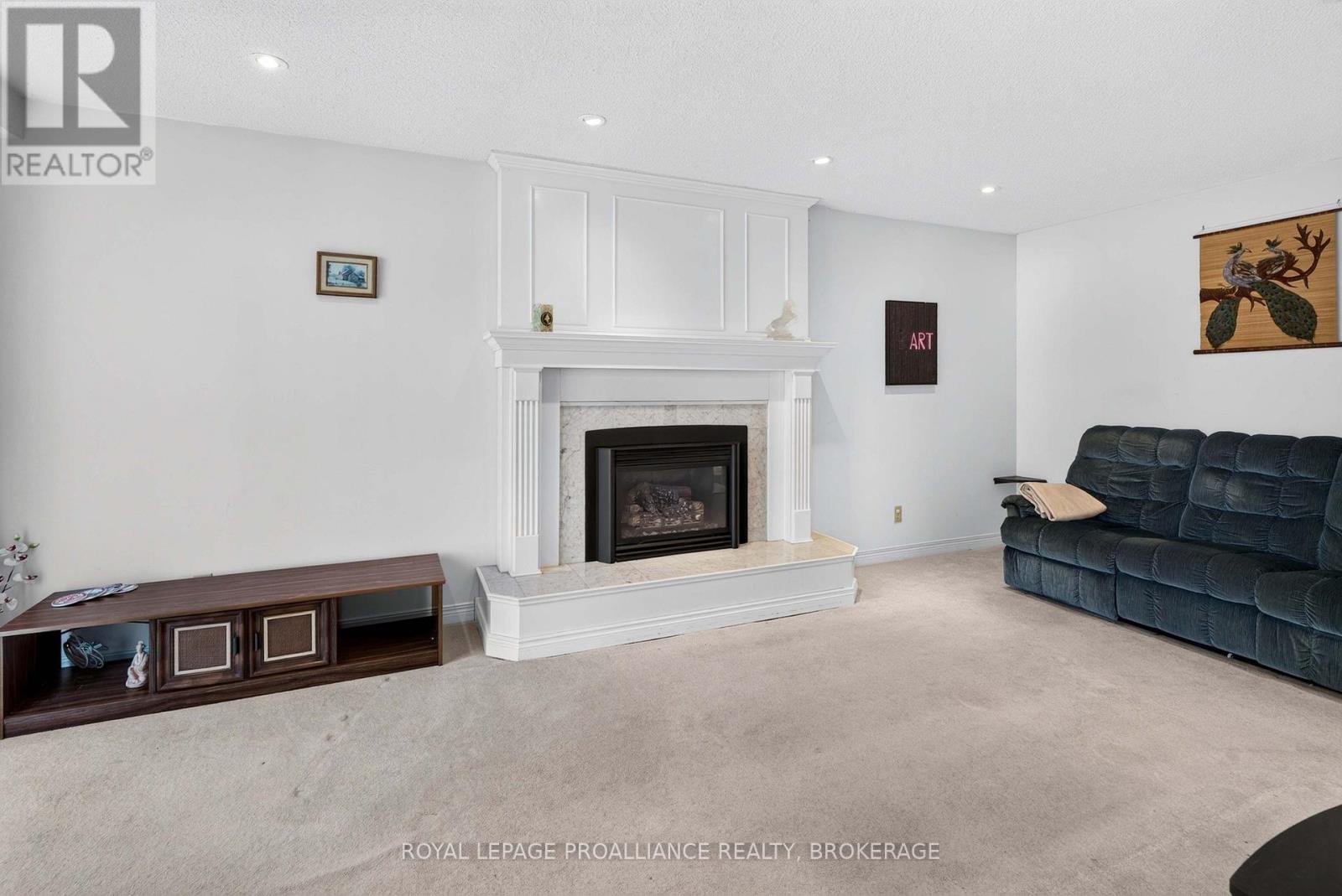 323 Sunrise Crescent, Kingston (East Gardiners Rd), Ontario  K7M 8A5 - Photo 15 - X14103368