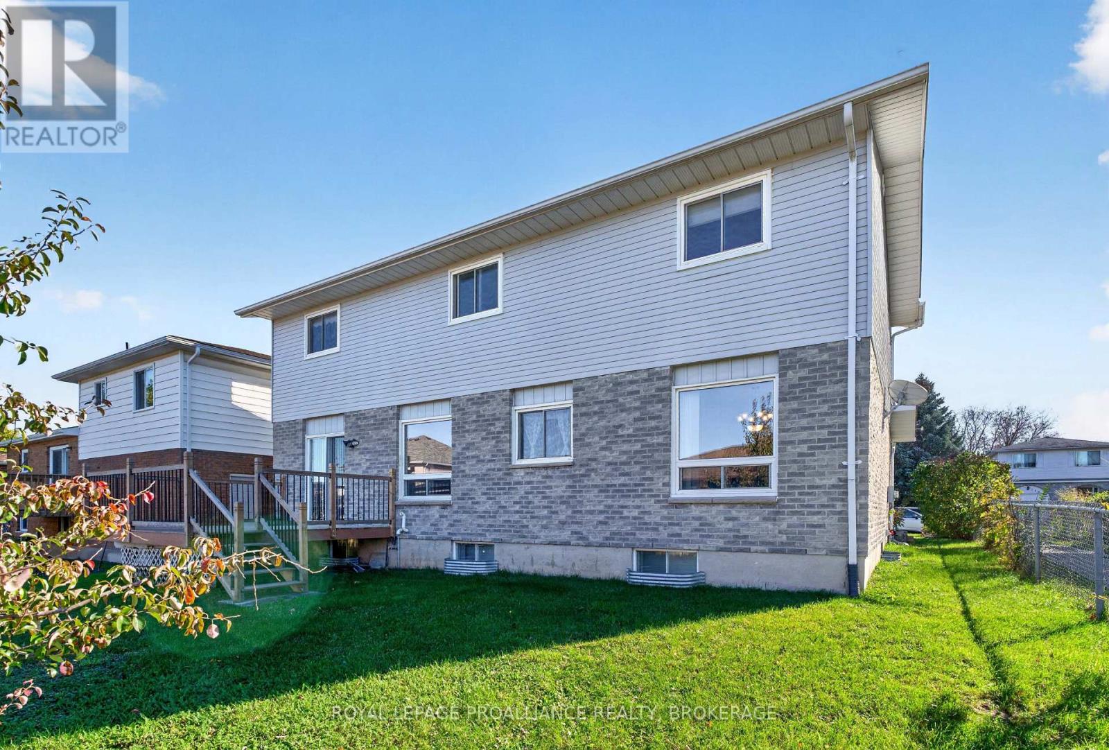323 Sunrise Crescent, Kingston (East Gardiners Rd), Ontario  K7M 8A5 - Photo 38 - X14103368