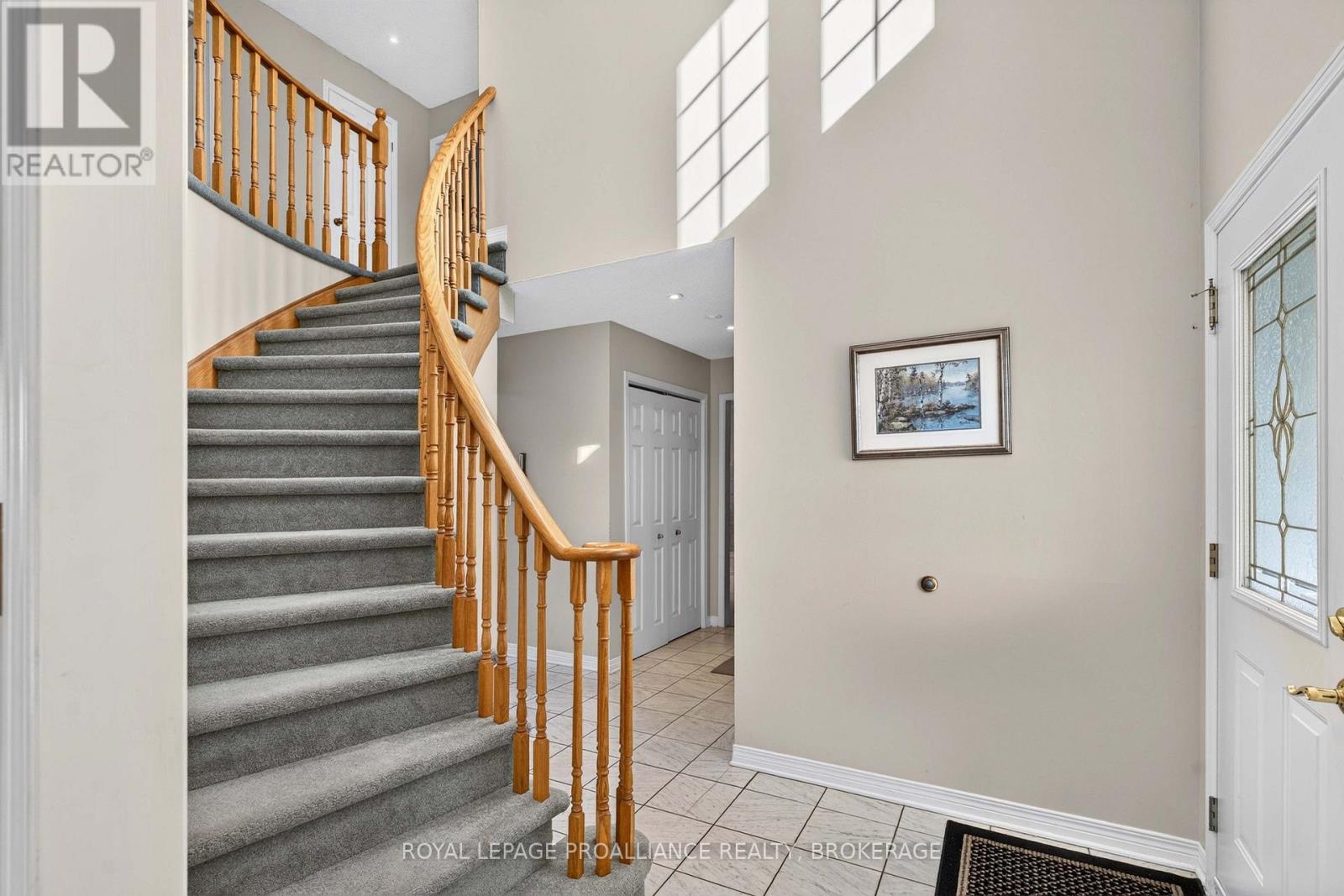 323 Sunrise Crescent, Kingston (East Gardiners Rd), Ontario  K7M 8A5 - Photo 4 - X14103368