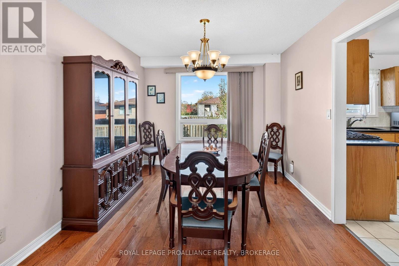 323 Sunrise Crescent, Kingston (East Gardiners Rd), Ontario  K7M 8A5 - Photo 8 - X14103368